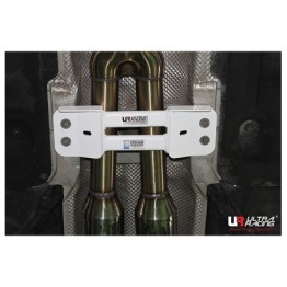 Kia Sorento 2.0D 4WD 13+ UltraRacing 4P Front Lower Brace