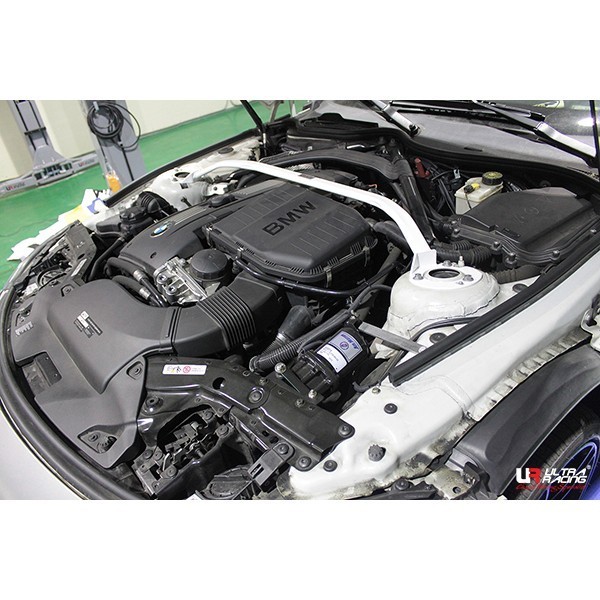 Mazda RX7 FC 86-91 UltraRacing 4-Point Front H-Brace 1011