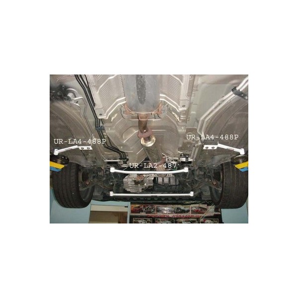 Nissan Cefiro 98-03 A33 UltraRacing 2-Point Room Bar