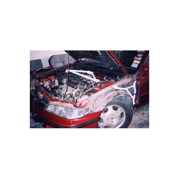 Toyota Corolla AE86 UltraRacing Floor Bar 129A Adjustable