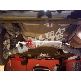 Ford Focus ST 12+ UltraRacing 3-Point Rear Lower Brace 3110