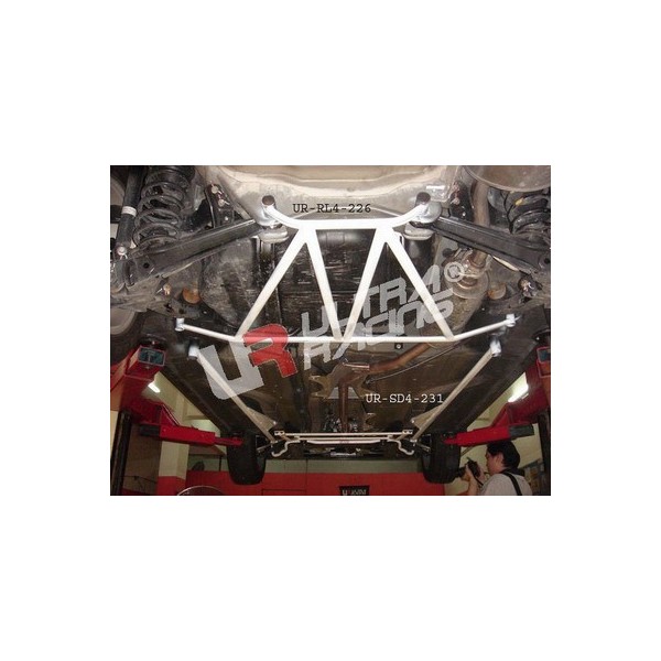 Audi A4 04-07 FSI UltraRacing 4-Point Rear Lower Brace
