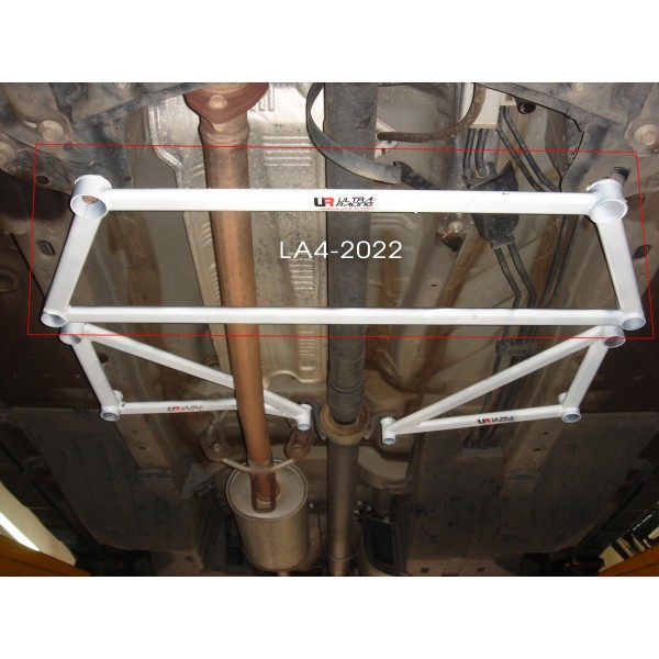 Cadillac CTS 3.6 07+ UltraRacing 4-Point Rear Lower Brace