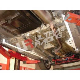 Ford Focus MK2 2.0 TDCI UltraRacing 2x 3-Point Floor Bars