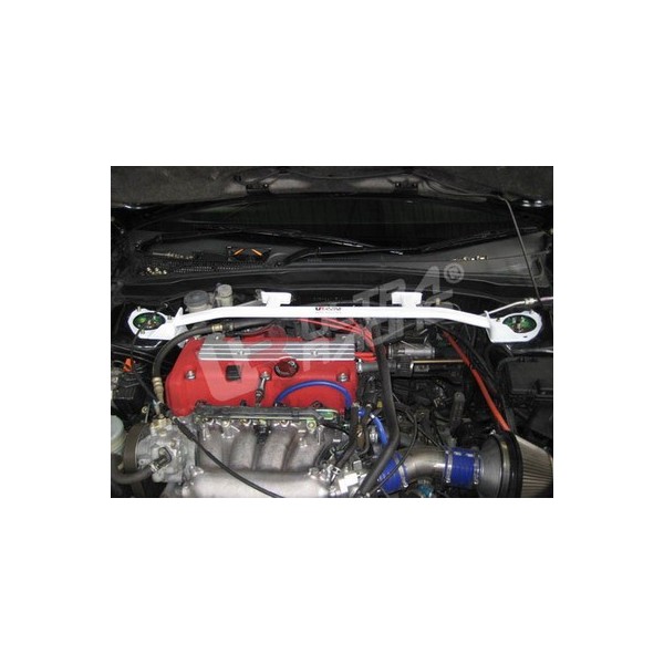 Ford Focus Mk3 11+ UltraRacing 2-Point Mid Lower Brace 2108