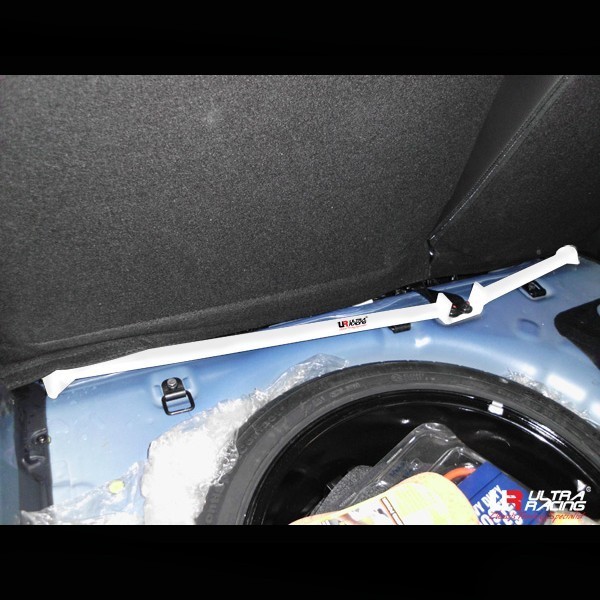 Toyota Prius XW30 10+ UltraRacing 4Point Rear Lower Bar 1636