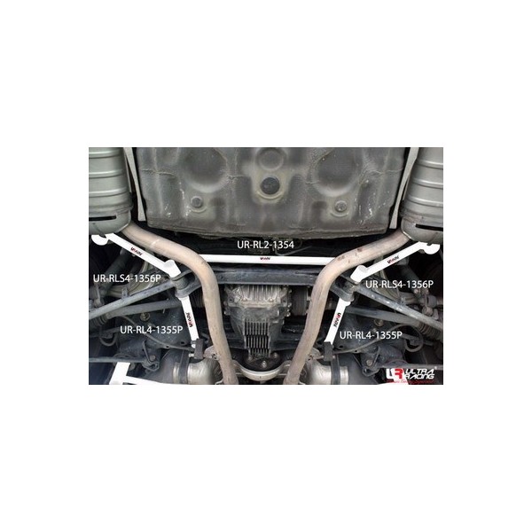 BMW 5 525/528 F10 10+ UltraRacing 2P Rear Lower Bar 1868