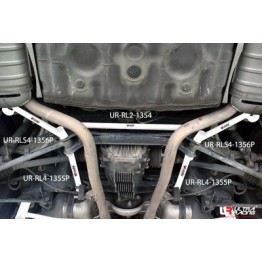 BMW 520/525 F10 10+ UltraRacing 2-Point Rear Lower Bar 1867