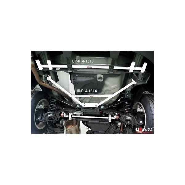 BMW X3 11+ UltraRacing 2-Point Rear Lower Brace 2645