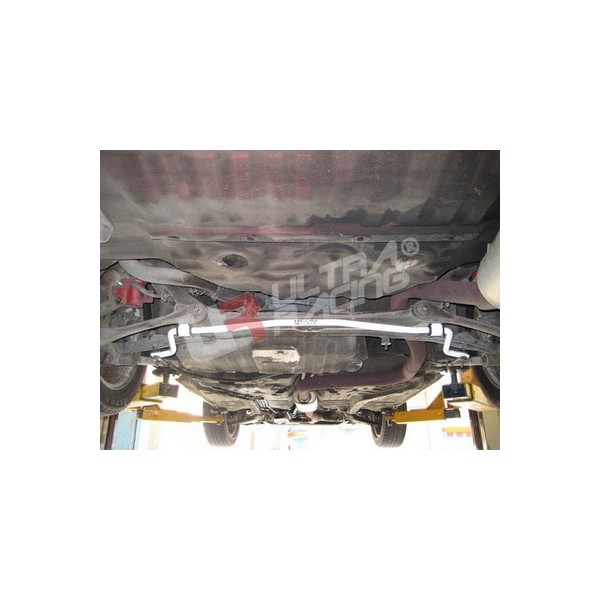 Buick Regal 09+ UltraRacing 2-Point Front Upper Strut bar