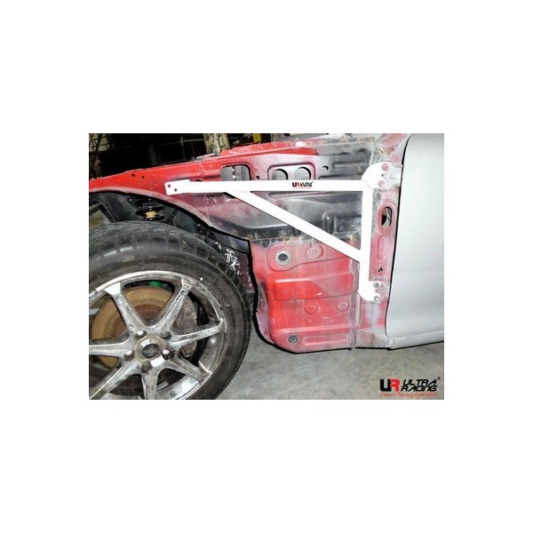 Ford Focus MK2 2.0 TDCI UltraRacing Front Upper Strutbar