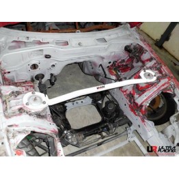 Ford Focus Mk3 11+ UltraRacing 2-Point Front Upper Strutbar