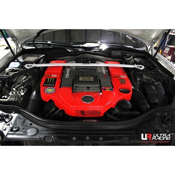 Honda CRV 07+ 2WD UltraRacing 2-Point Front Upper Strutbar