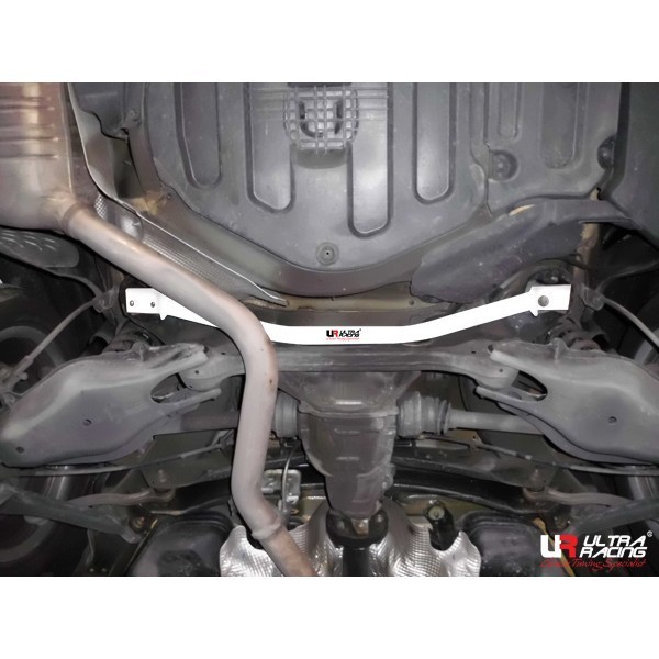 Honda CRV RD1 95-99 UltraRacing Front Lower Tiebar