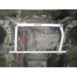 Chevrolet Captiva 4WD (2.0 TurboD) UltraRacing Front H-Brace