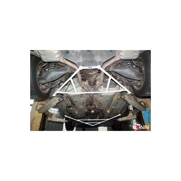 Hyundai Accent 95-00 UltraRacing Front Upper Strutbar