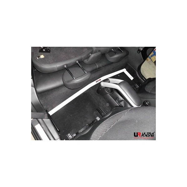 Hyundai Coupe 96-99 UltraRacing Front Upper Strutbar 2P