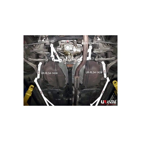Kia Rondo 09+ UltraRacing 2-Point Front Upper Strutbar