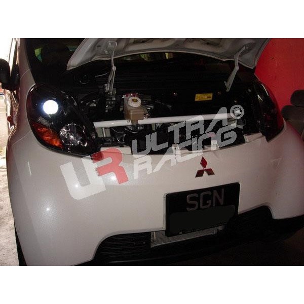 Kia Sportage R 10+ 2.0D UltraRacing Front Upper Strutbar